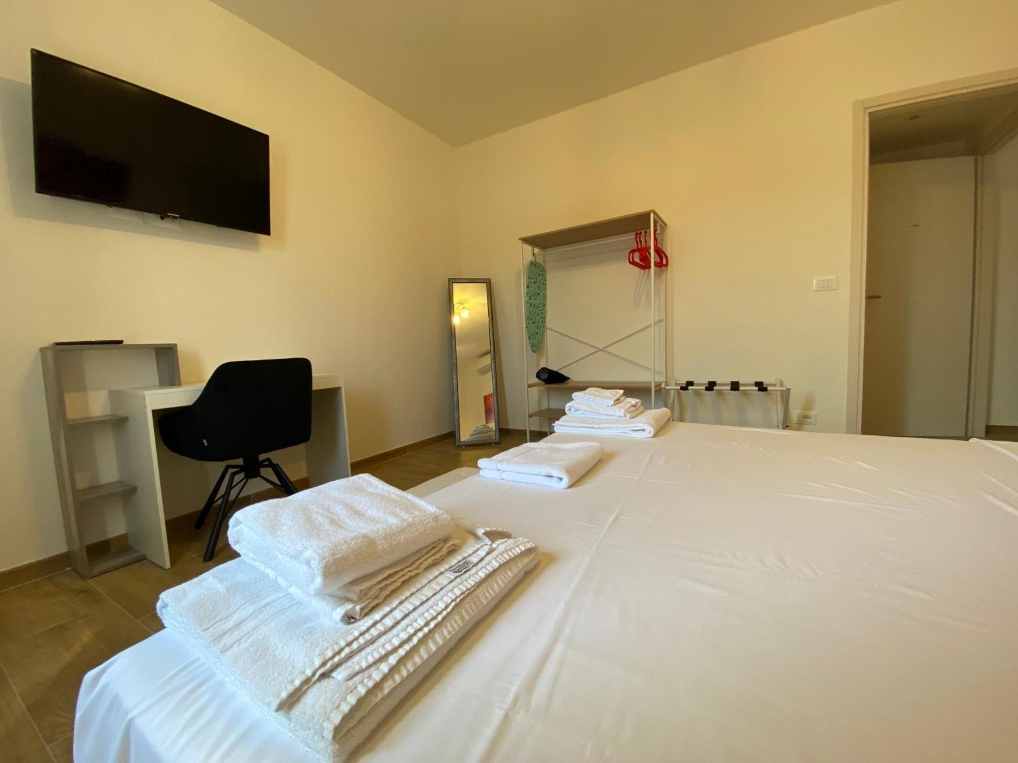 Avantgard Rooms Skyline Retreat Bologna Bagian luar foto