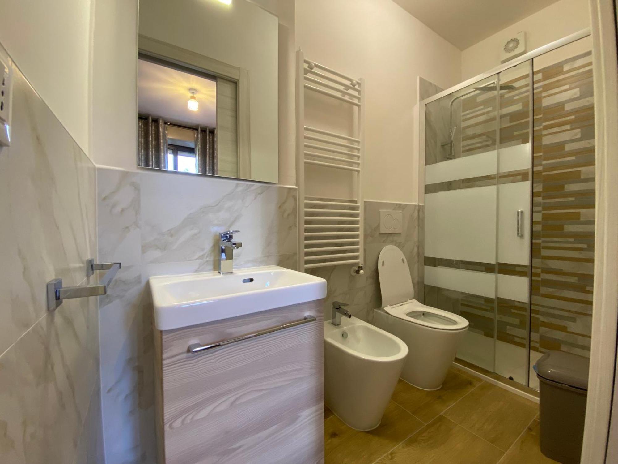Avantgard Rooms Skyline Retreat Bologna Bagian luar foto